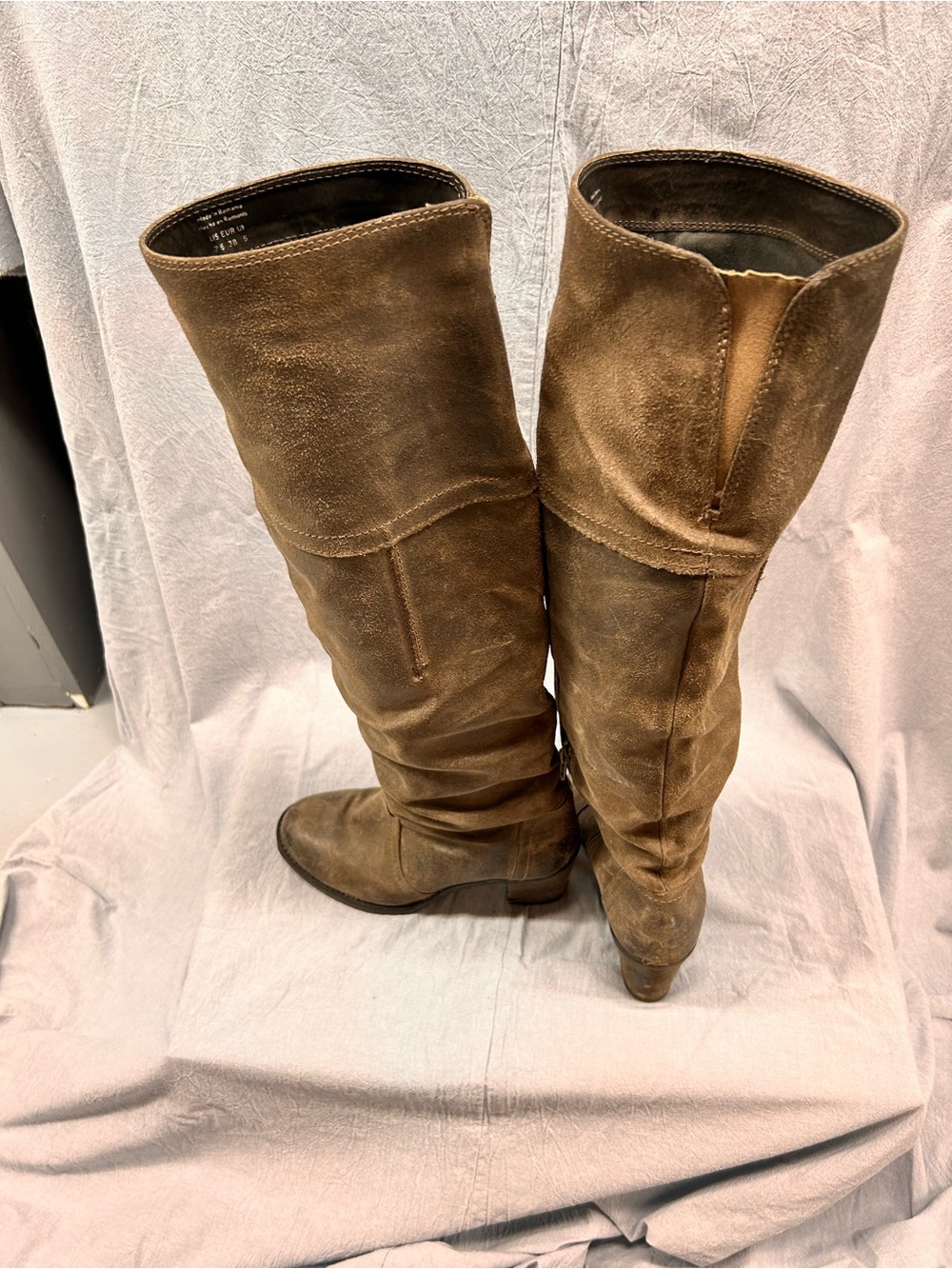 Aldo Elinna Over The Knee Suede Knee-High Boots in Grey - Picture 14 of 14